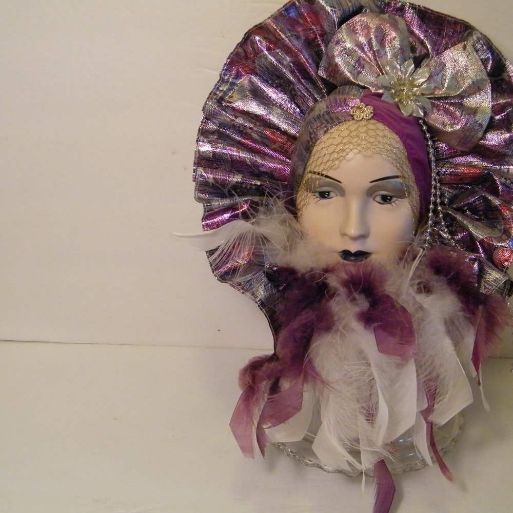 Mardi Gras Lady with Feathers Wall Mask